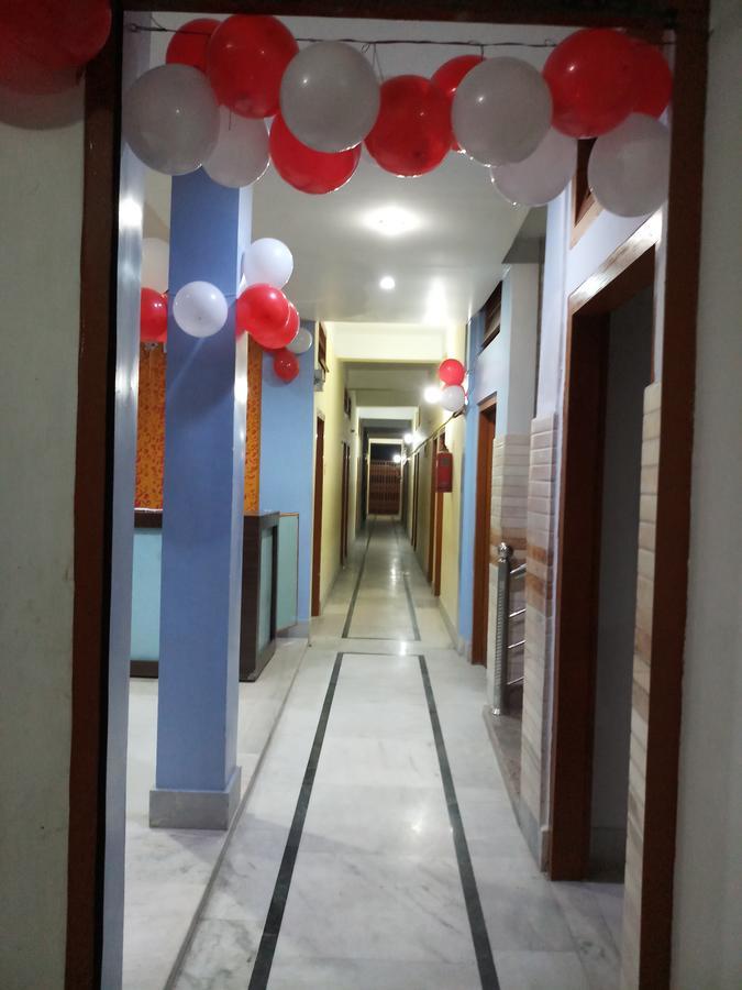 Dispur Lodge Guwahati Ngoại thất bức ảnh