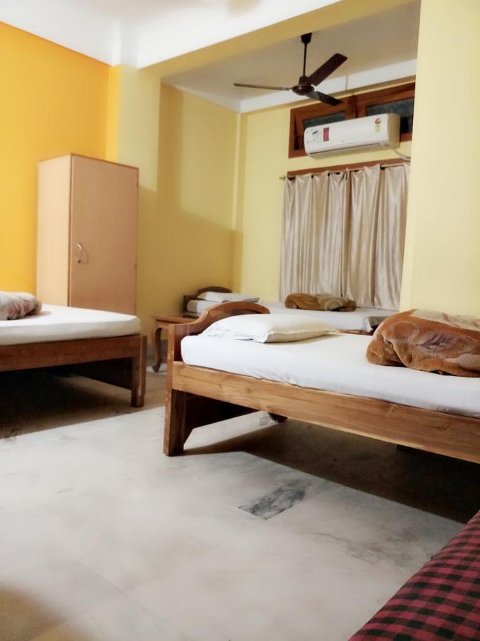 Dispur Lodge Guwahati Ngoại thất bức ảnh